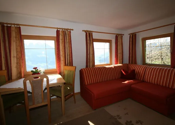 Tom By Interhome שליטרס