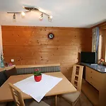 Tom By Interhome Schlitters