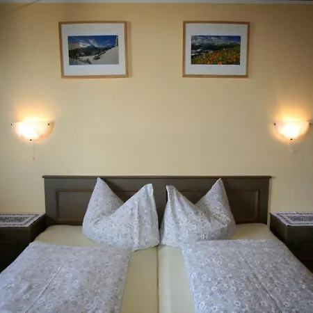 Tom By Interhome Appartement Schlitters